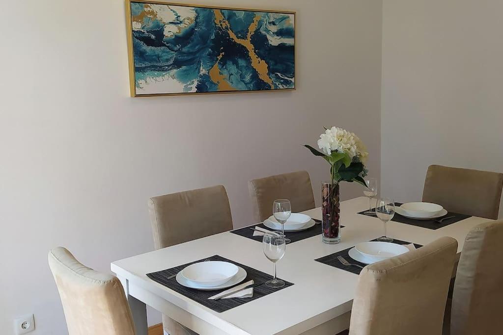 Lisboa/City/Sunny Apar/Metro/Airport/Wifi/Air Cond المظهر الخارجي الصورة