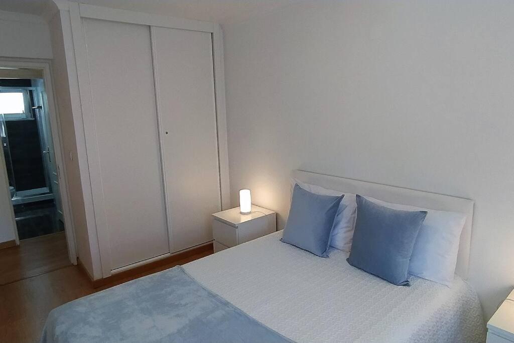Lisboa/City/Sunny Apar/Metro/Airport/Wifi/Air Cond المظهر الخارجي الصورة